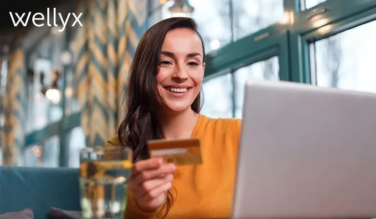 a lady using her credit card for online payment
