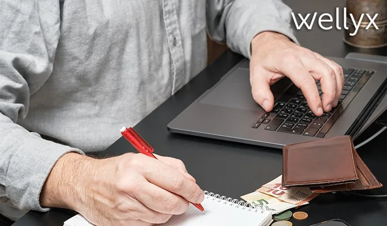 Easily Track Income and Expenses