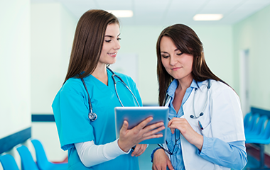 Must-have features in a clinic management system for 2025