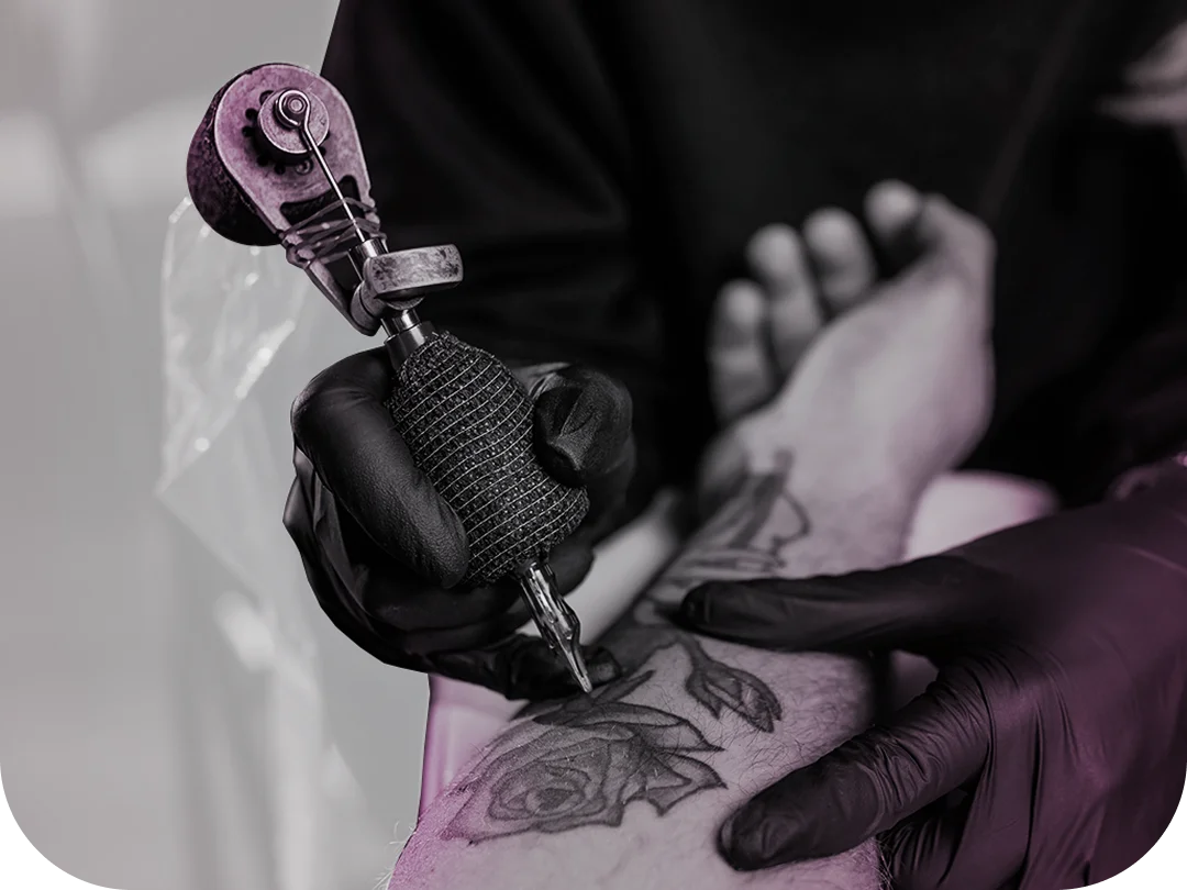 Tattoo studios management software by Wellyx